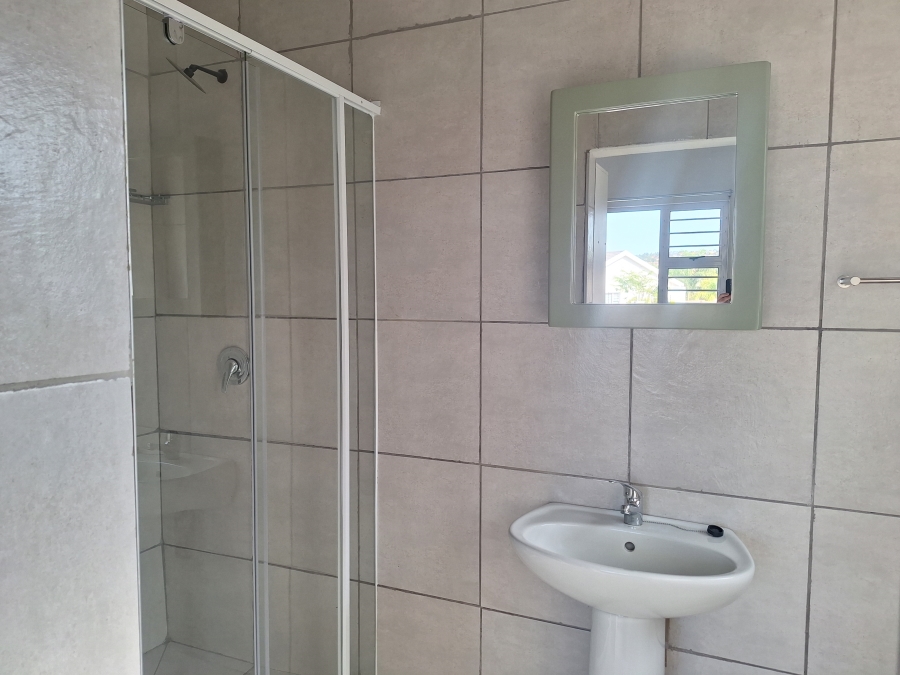 To Let 2 Bedroom Property for Rent in Levyvale Eastern Cape